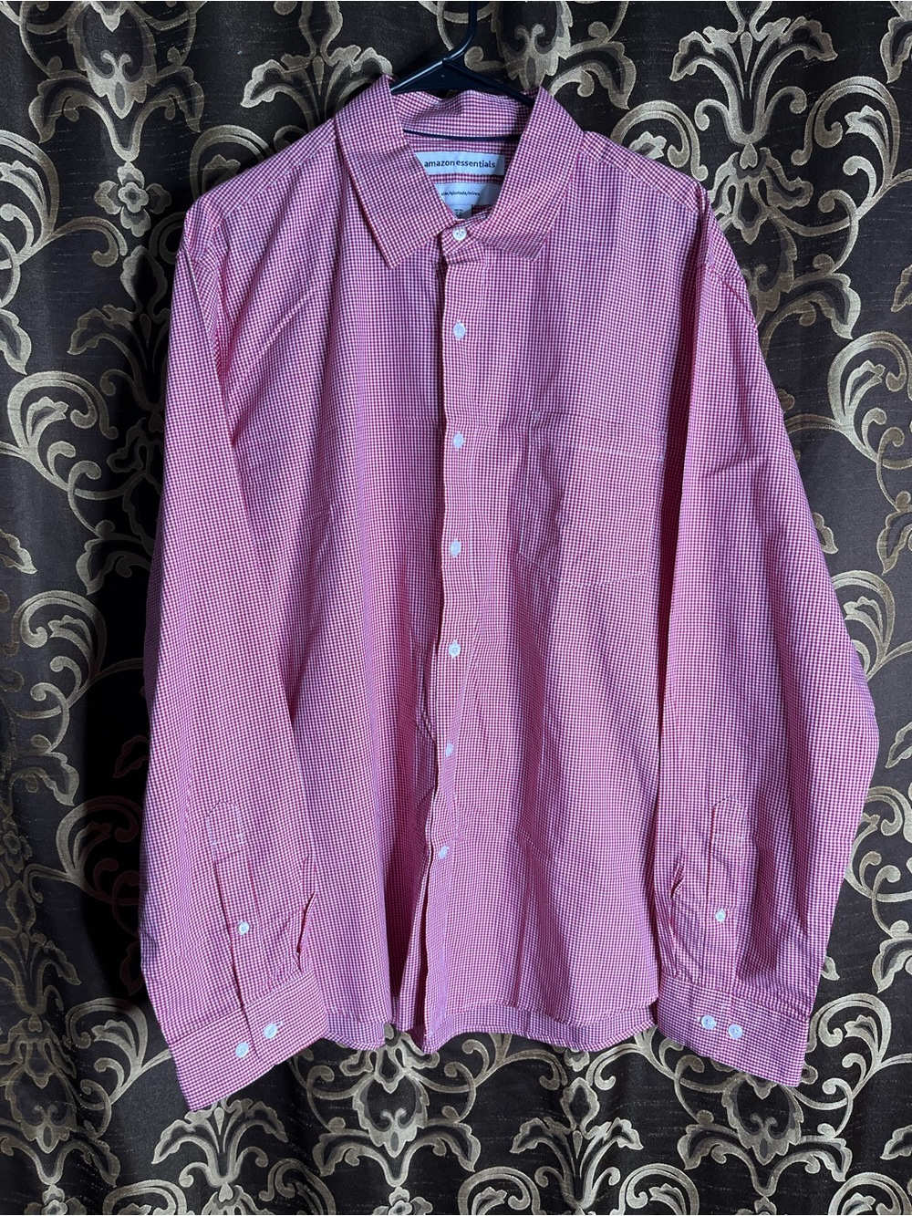 Amazon Essentials Men's Regular-Fit Long-Sleeve Casual Poplin Shirt
Size XL